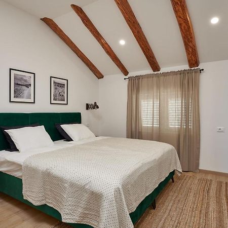 Apartments Maruna ซัฟทัท ภายนอก รูปภาพ