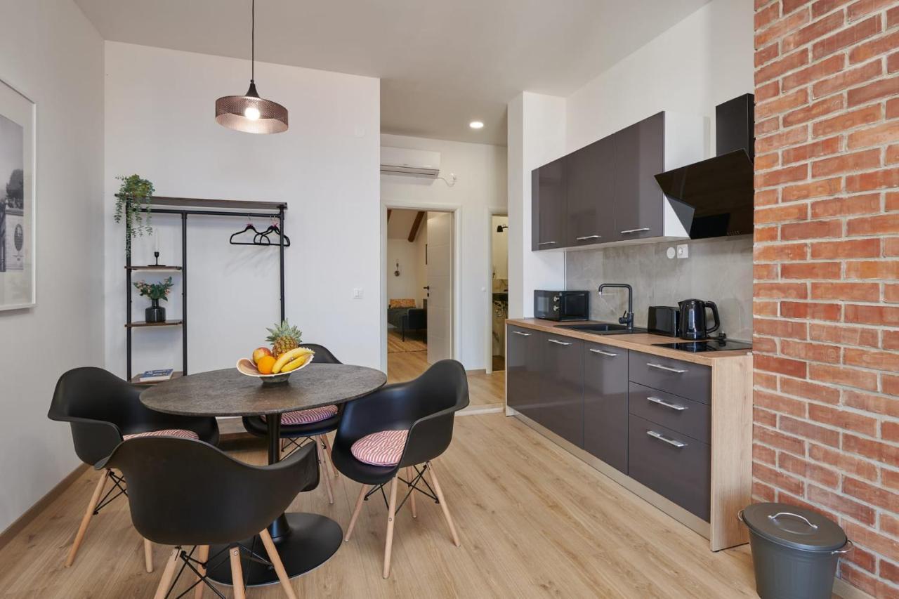 Apartments Maruna ซัฟทัท ภายนอก รูปภาพ