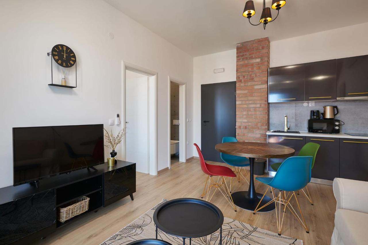 Apartments Maruna ซัฟทัท ภายนอก รูปภาพ